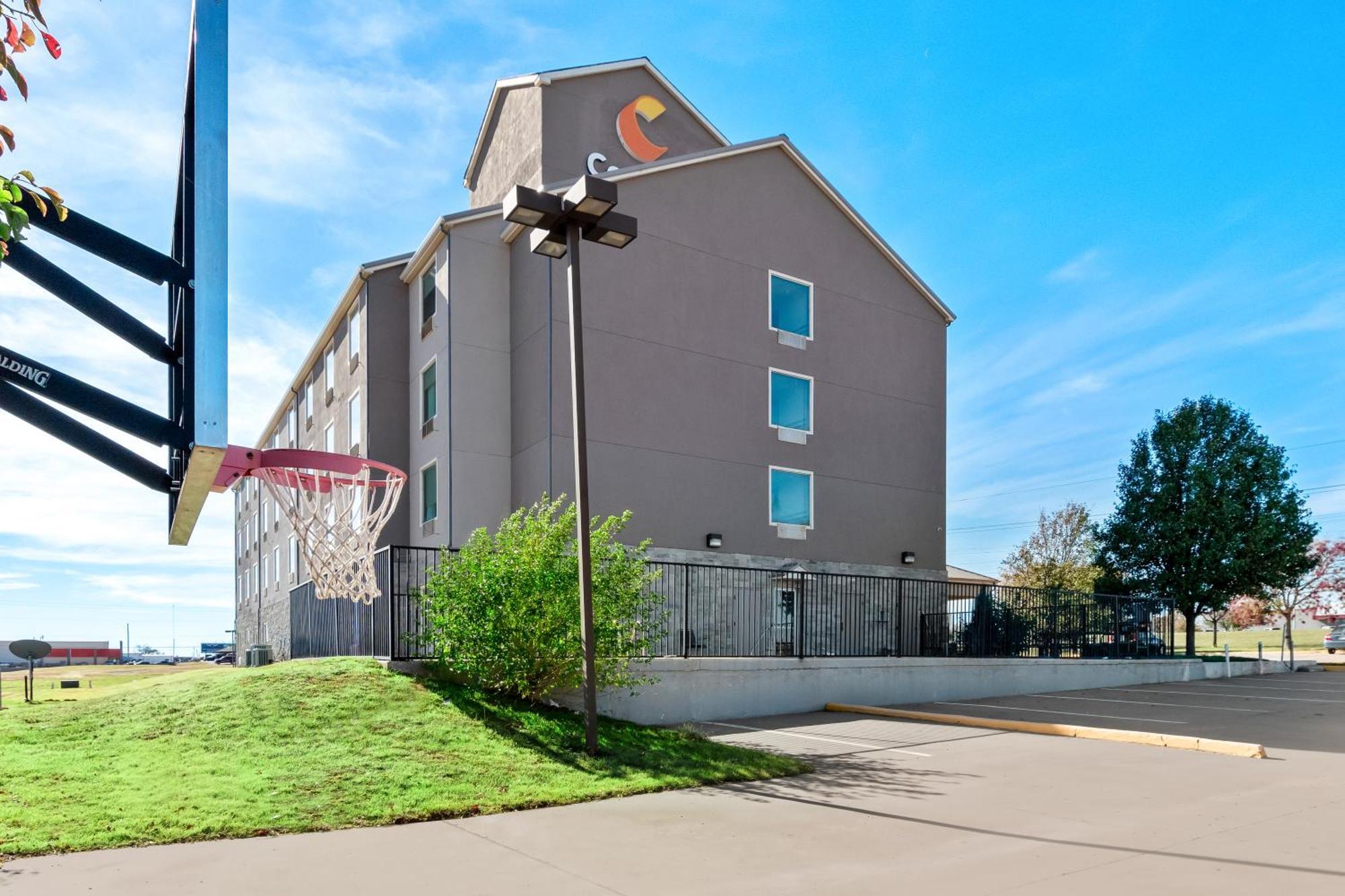 Comfort Inn & Suites Elk City Exterior photo